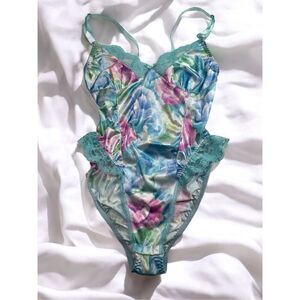 Vtg 80s Ashley Taylor floral lace bodysuit teddy Silky Shiny Smooth Medium